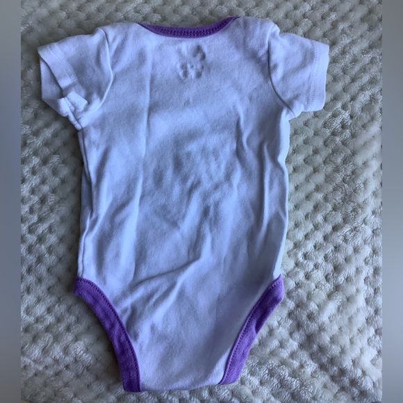 Nike I Heart / Love Nike Bodysuit 0-3 Months 0M to 3M - Picture 3 of 3